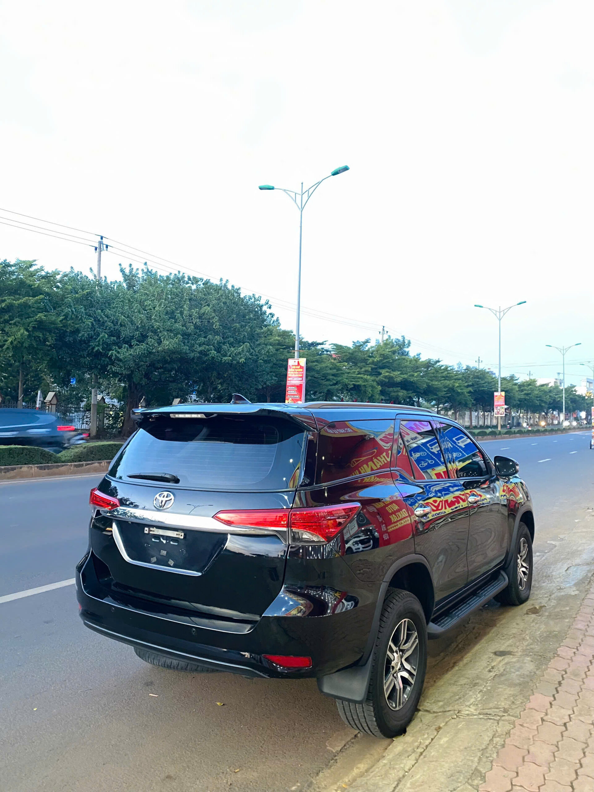 FORTUNER 4X2 AT 2019 (5)