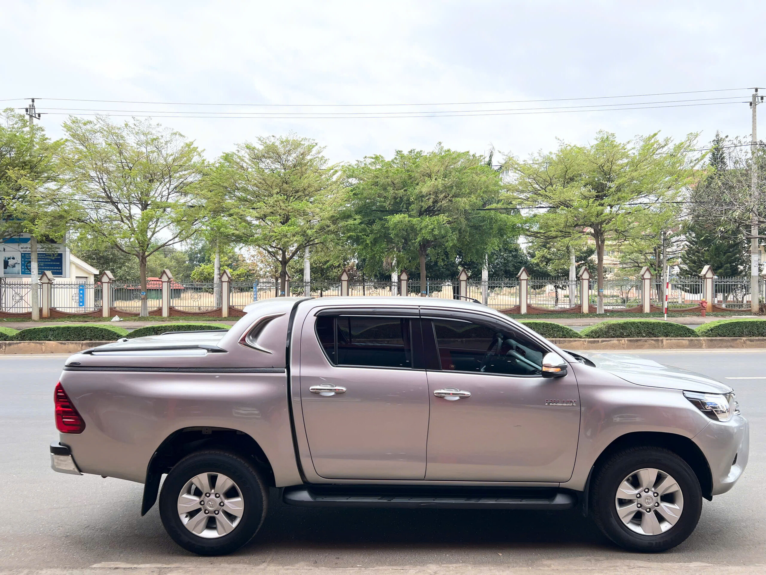 HILUX 2016 (1)