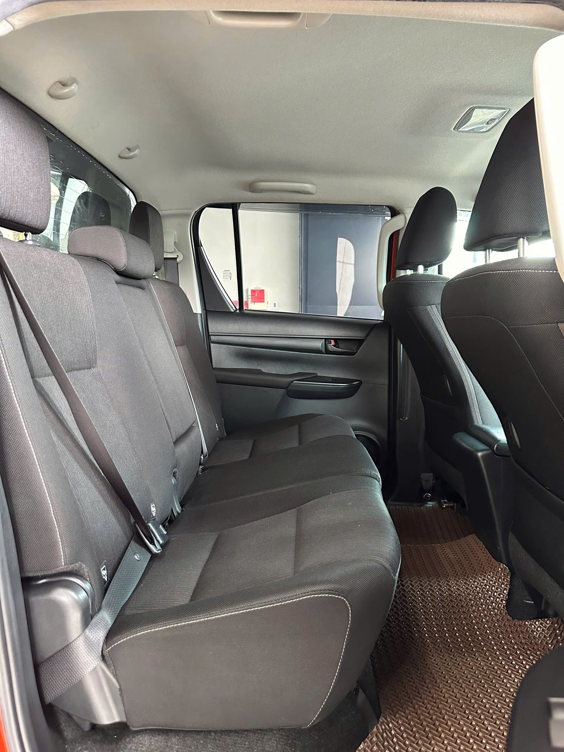 TOYOTA HILUX 2021 4X2 (10)