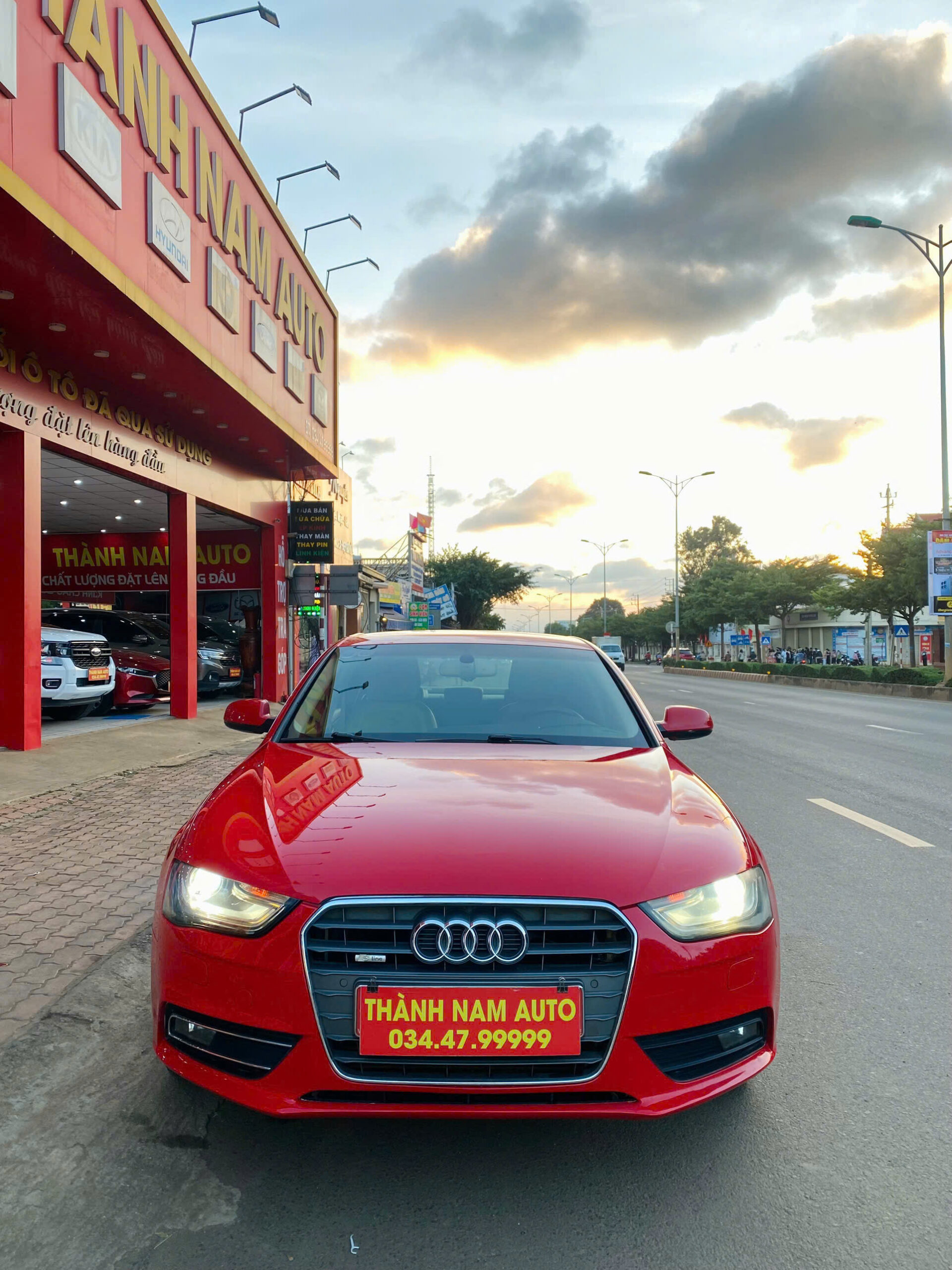 AUDI A4 2014