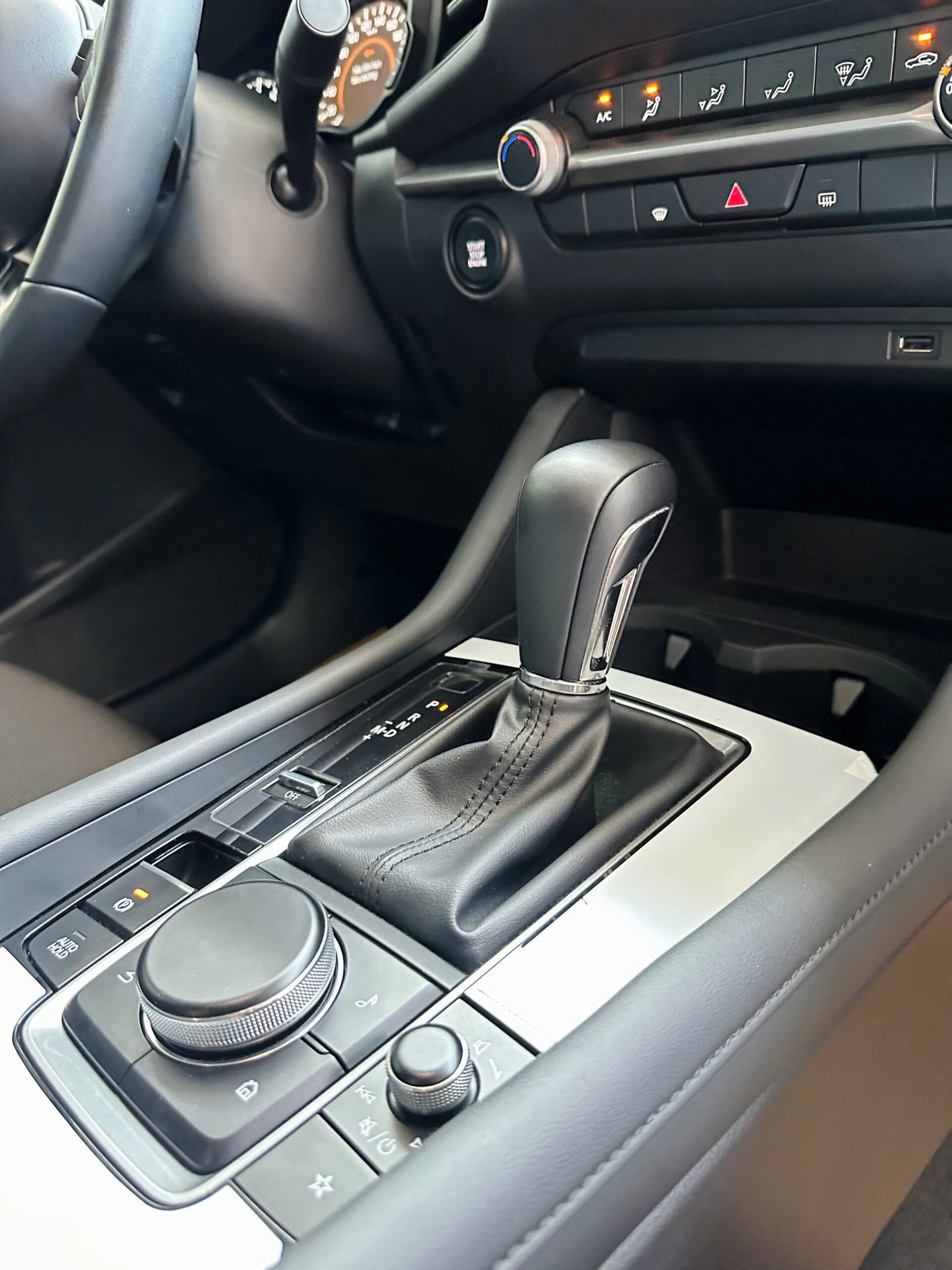 MAZDA 3 2022 (11)