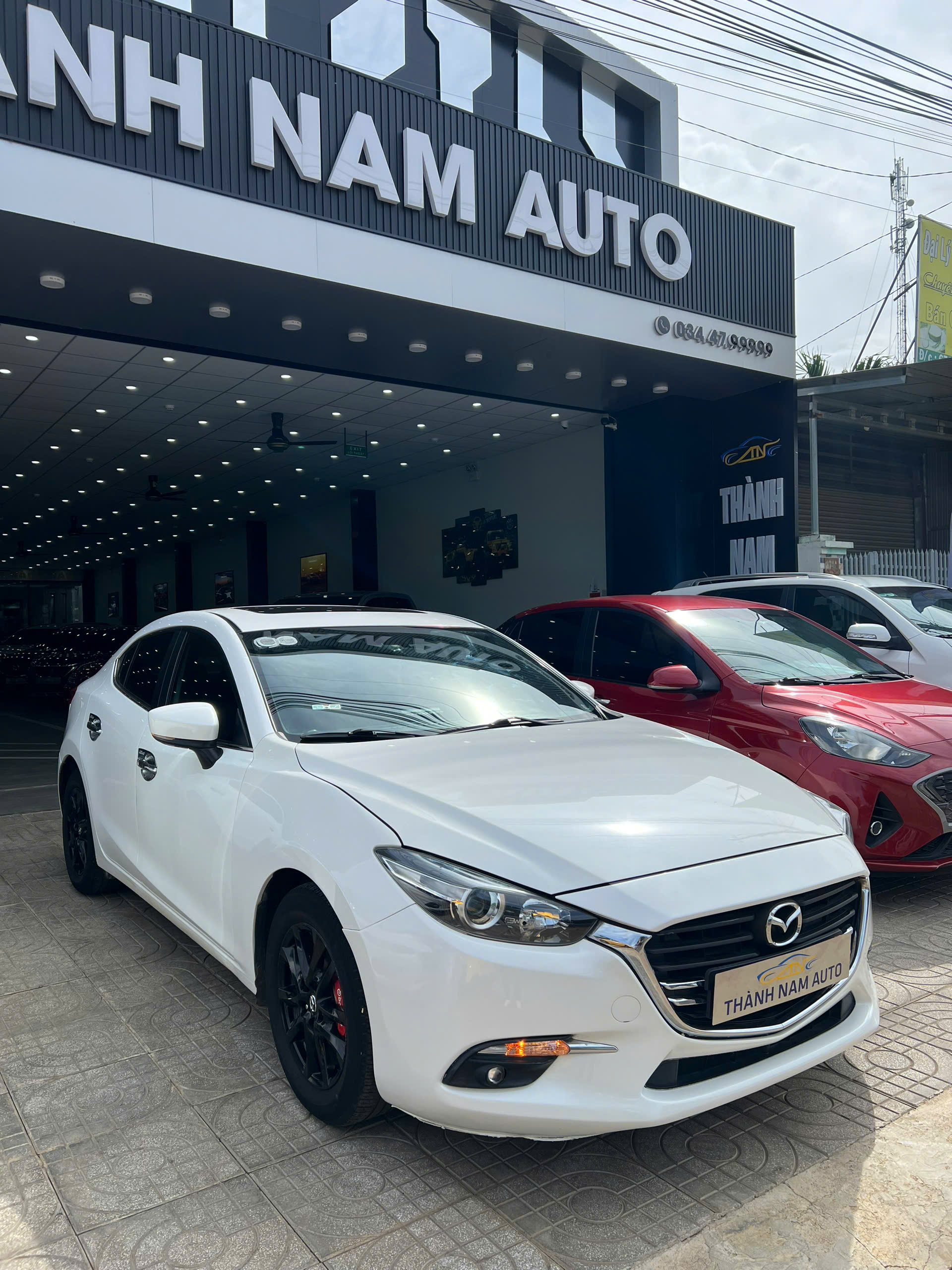 MAZDA 3 2017 (3)