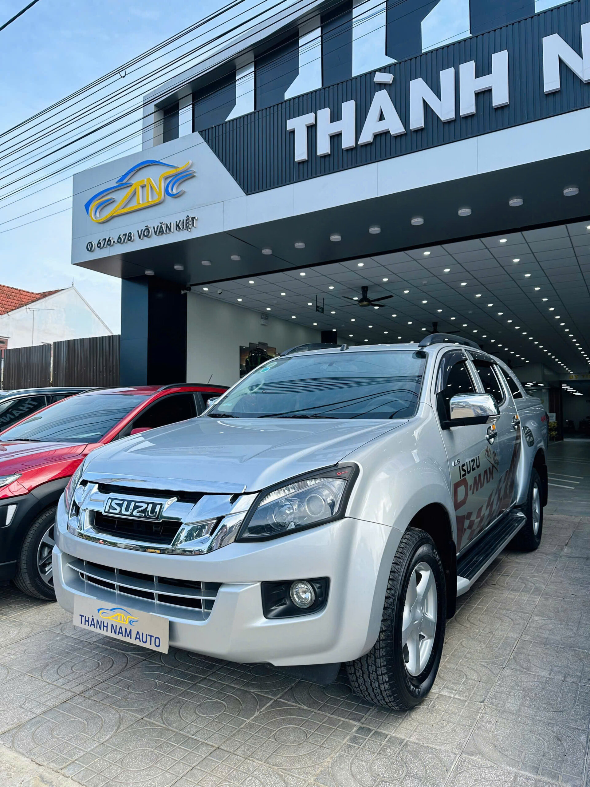 ISUZU DMAX 2015 4X4AT (10)