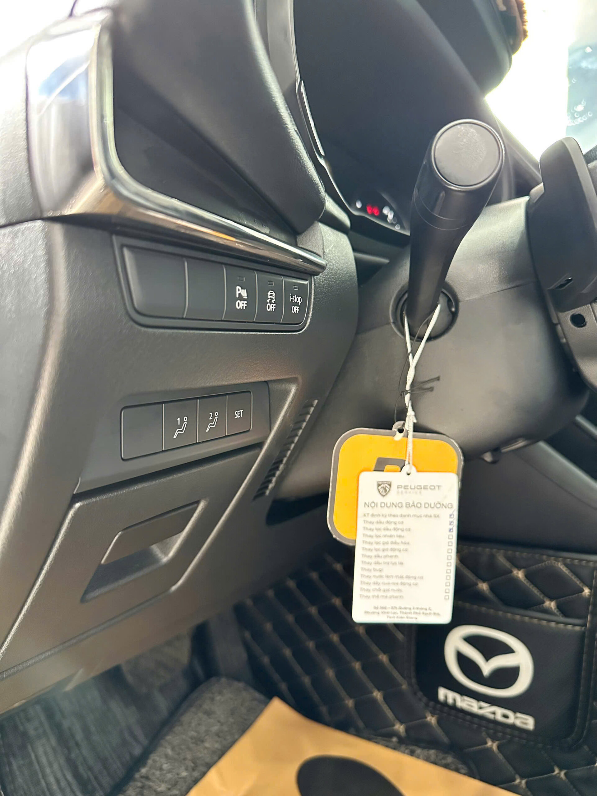 MAZDA 3 2023 LUXURY (1)