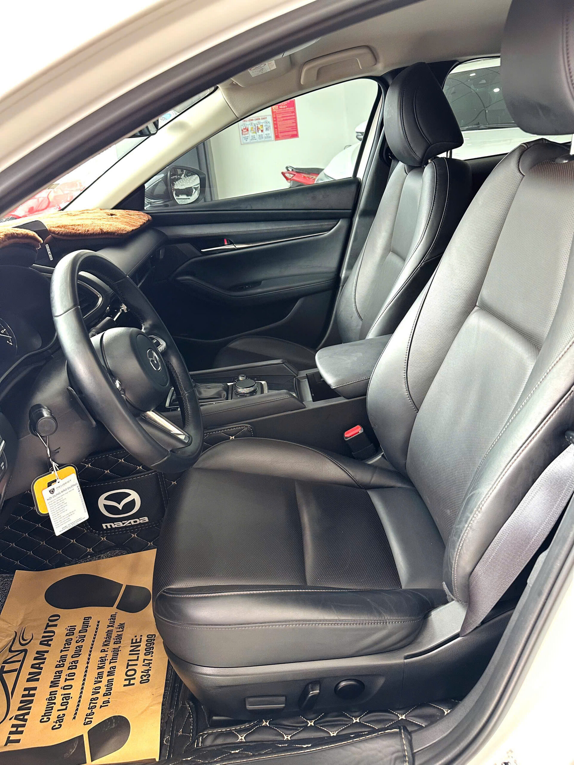 MAZDA 3 2023 LUXURY (11)