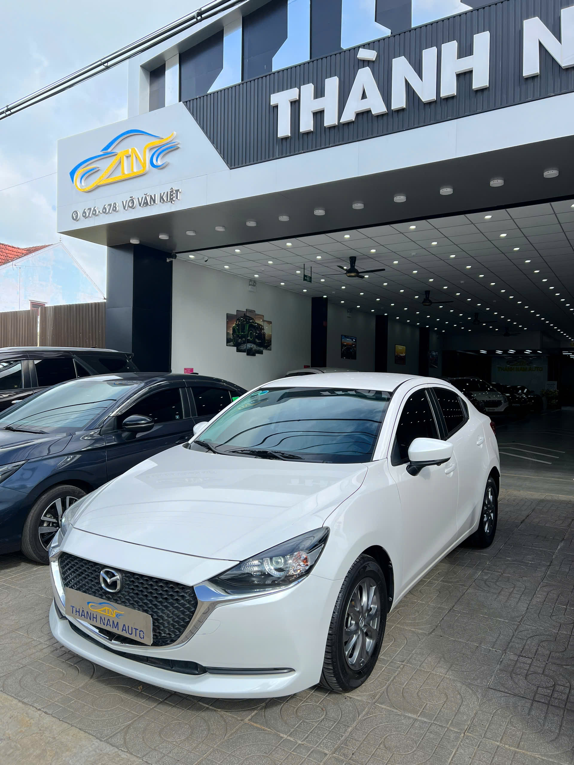 MAZDA 2 2022 DULUXE (9)