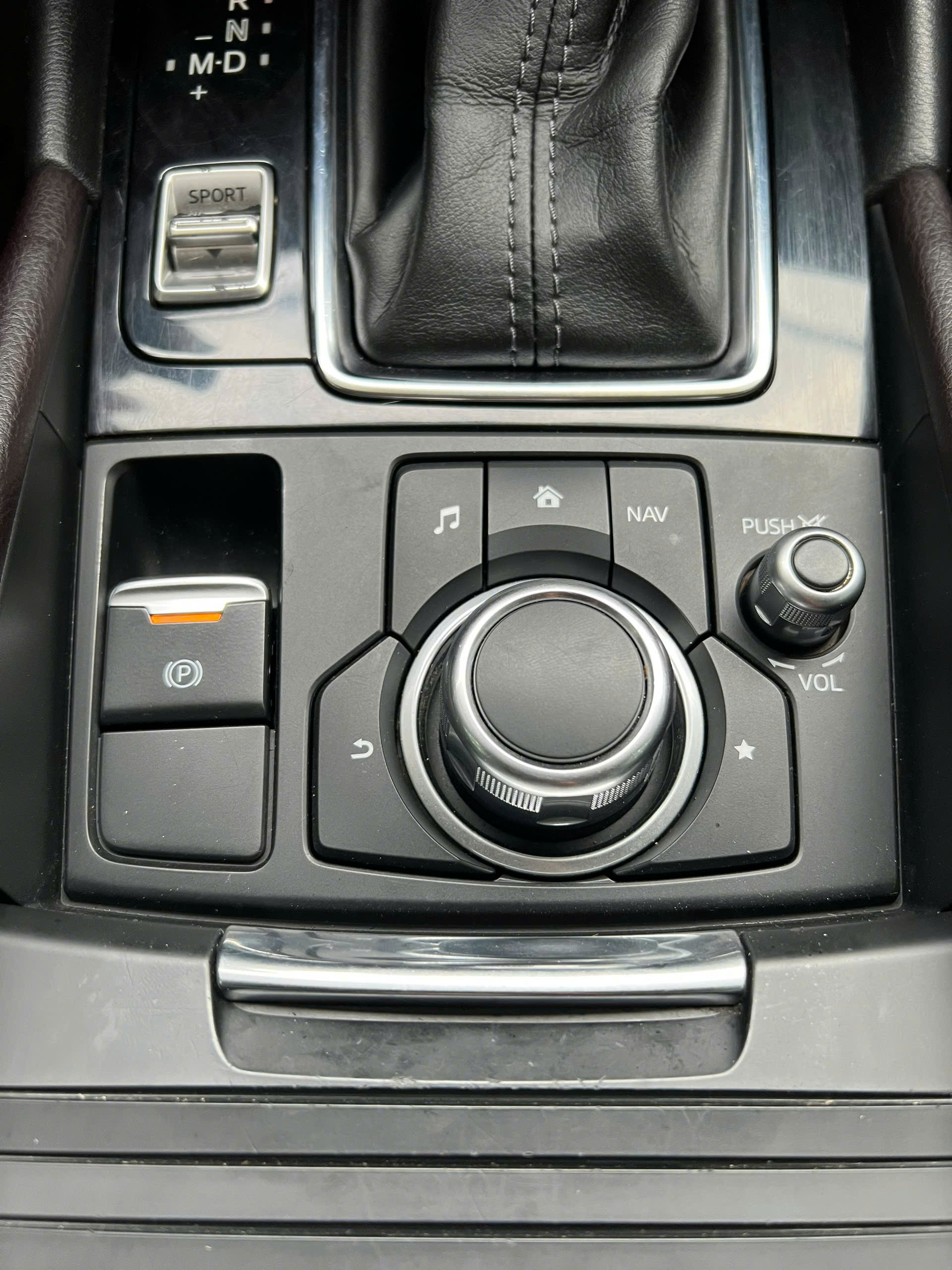 MAZDA 3 2017 FL (3)