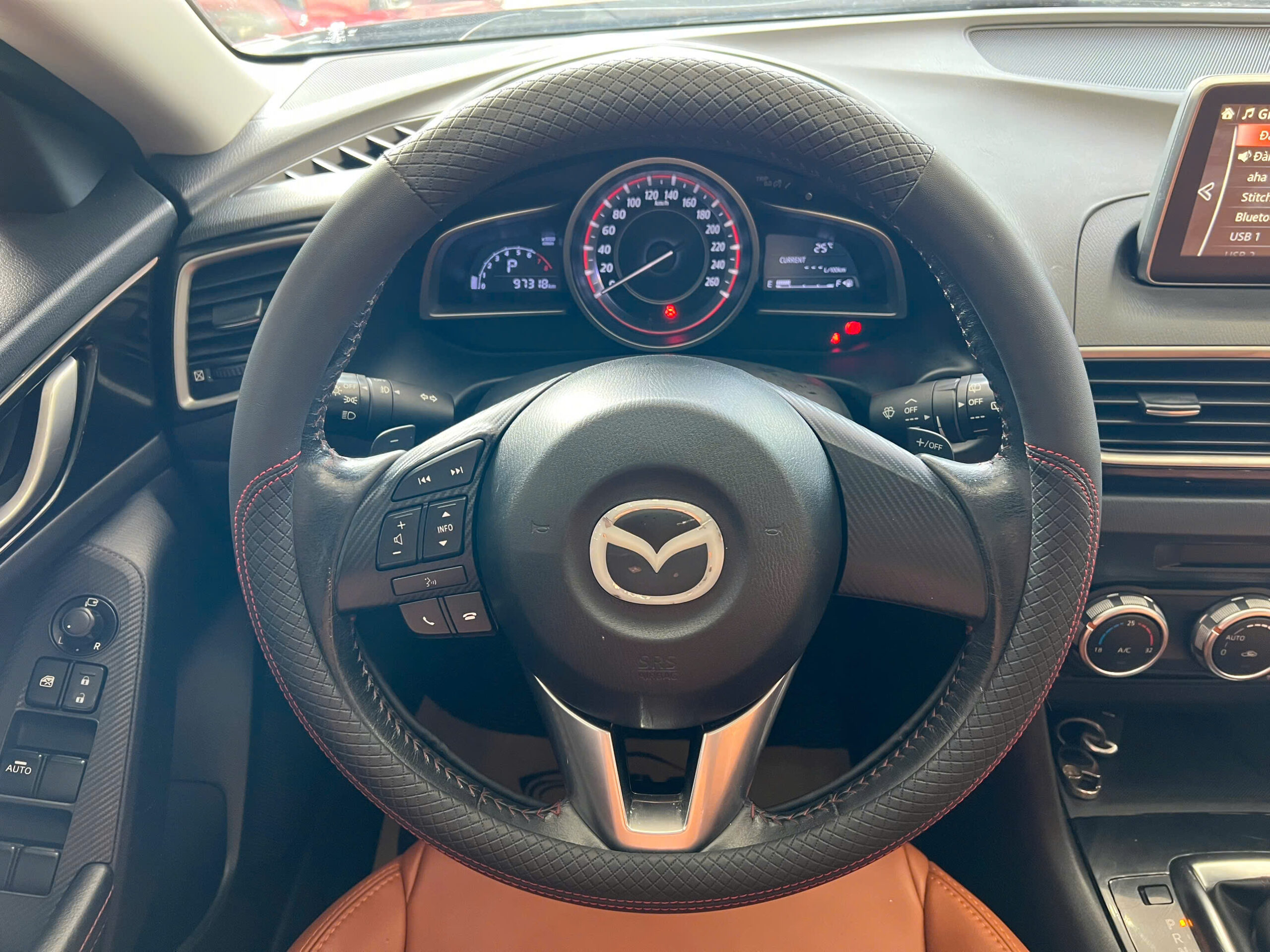 MAZDA 3 2016 24747 (5)
