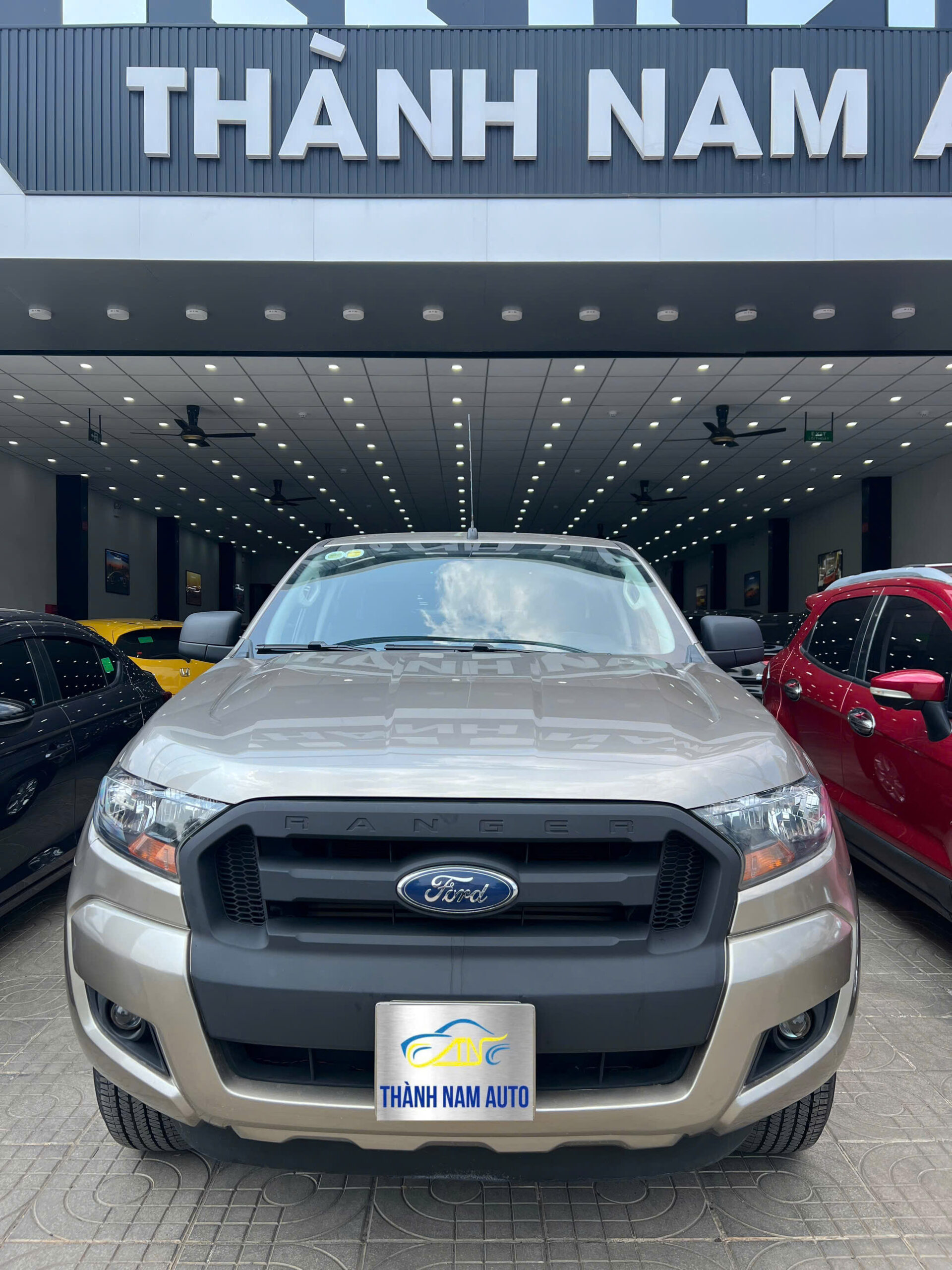FORD XL 4X4 MT 2017 (1)