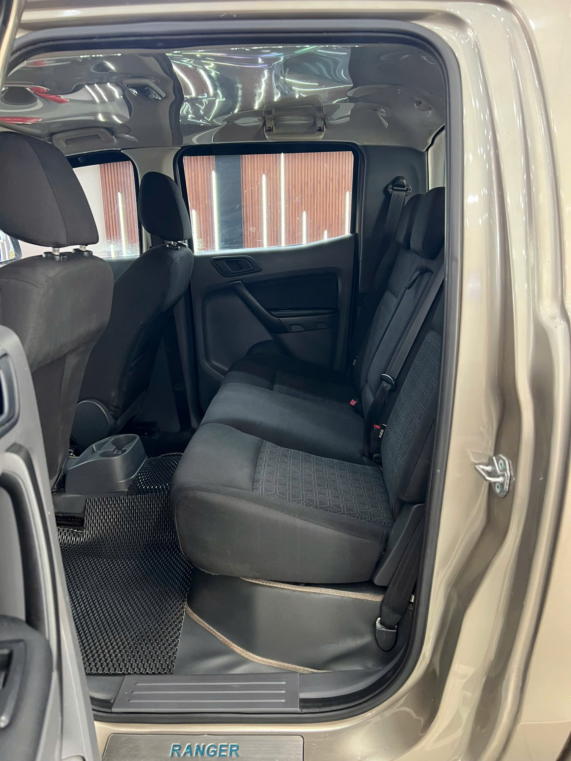 FORD XL 4X4 MT 2017 (6)