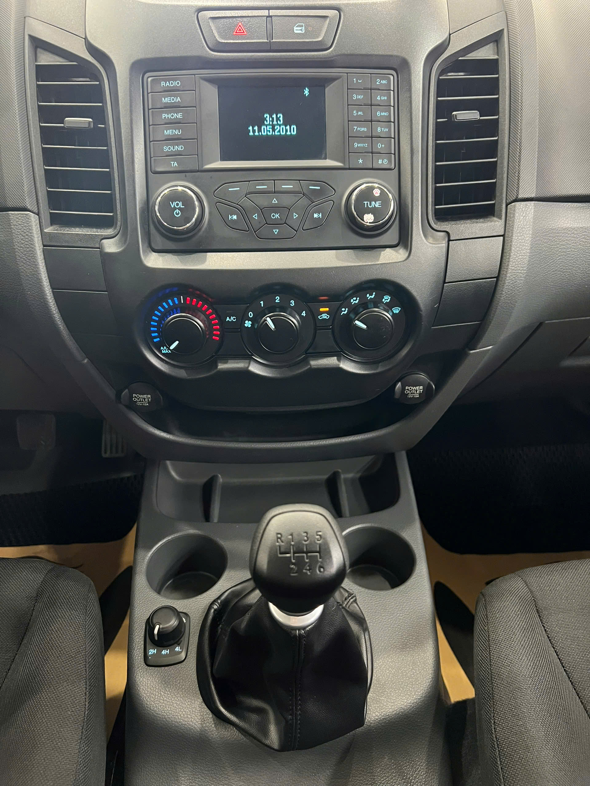 FORD XL 4X4 MT 2017 (8)
