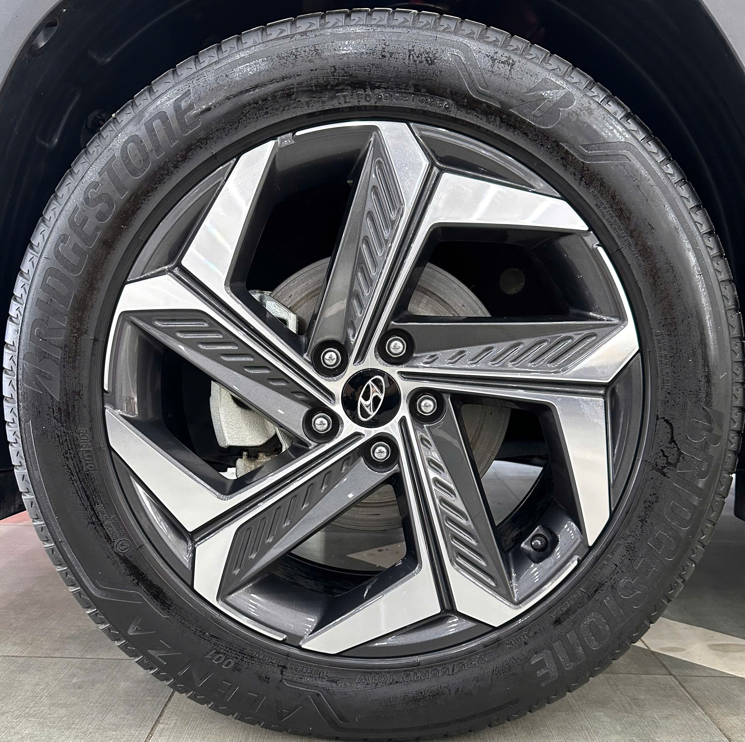 HYUNDAI TUCSON 1.6TURBO 2023 ĐỎ ĐÔ (2)