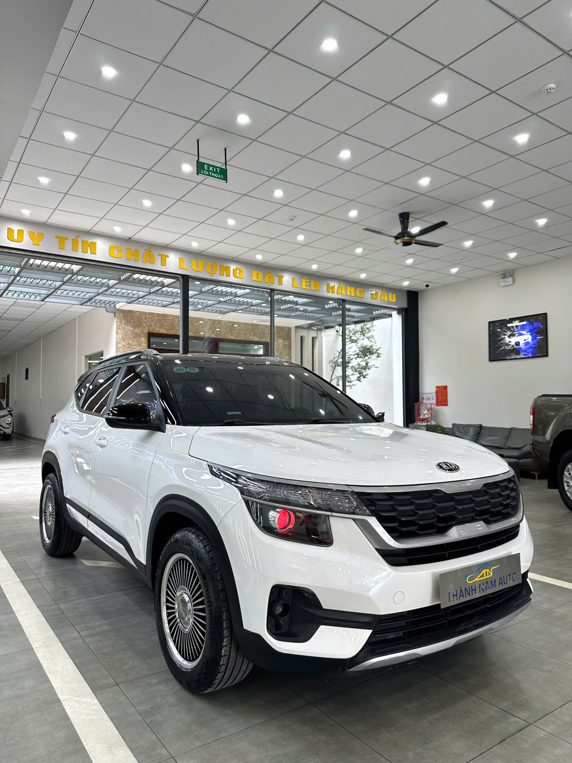 KIA SELTOS DULUXE 2020 (3)