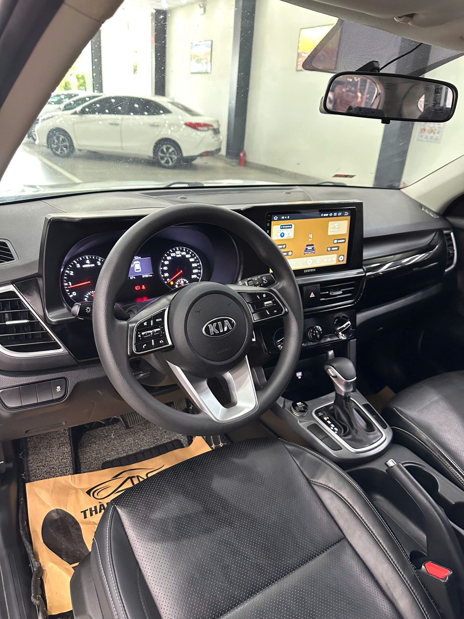 KIA SELTOS DULUXE 2020 (6)