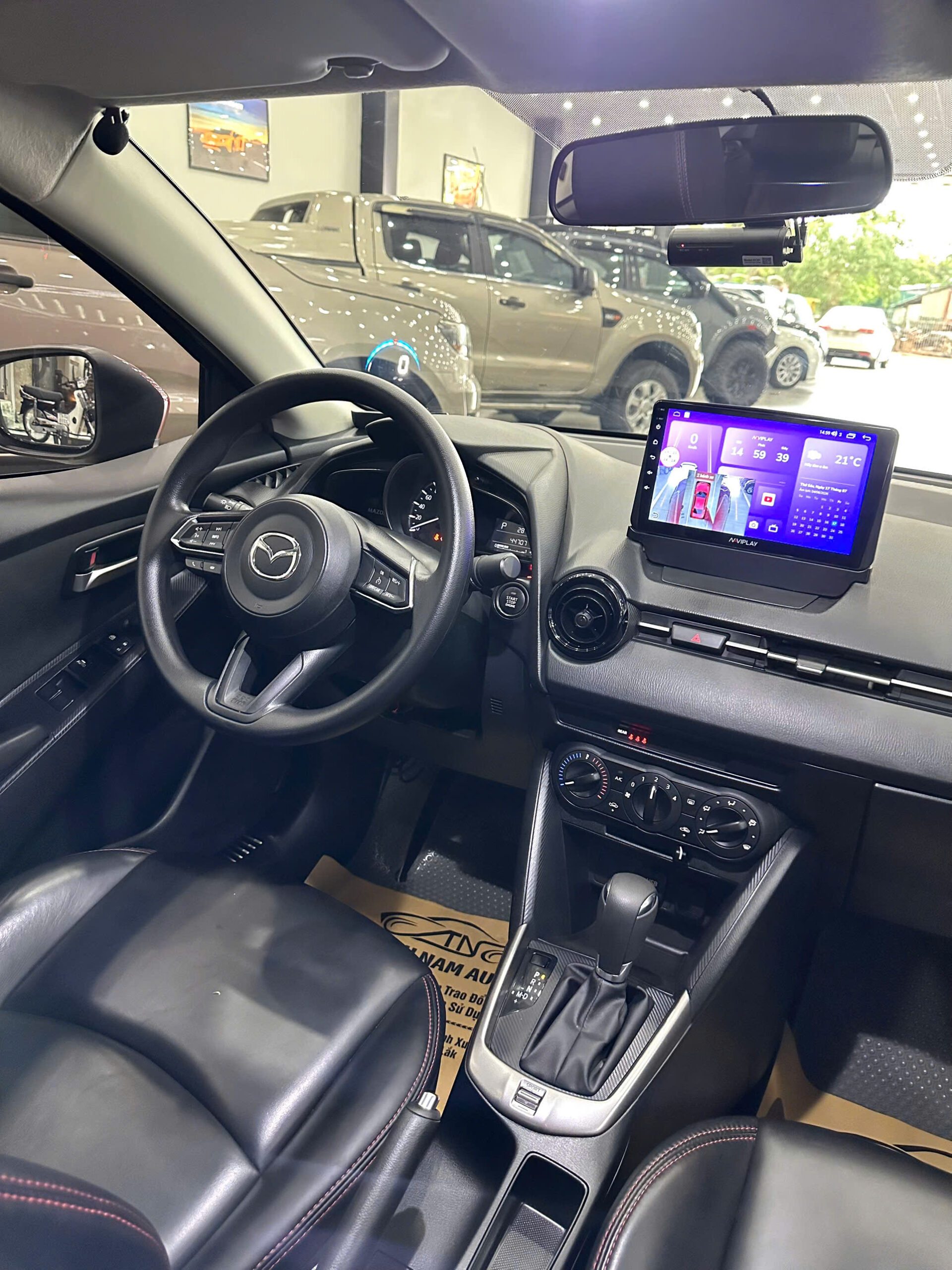 MAZDA 2 1.5AT 2023 (12)