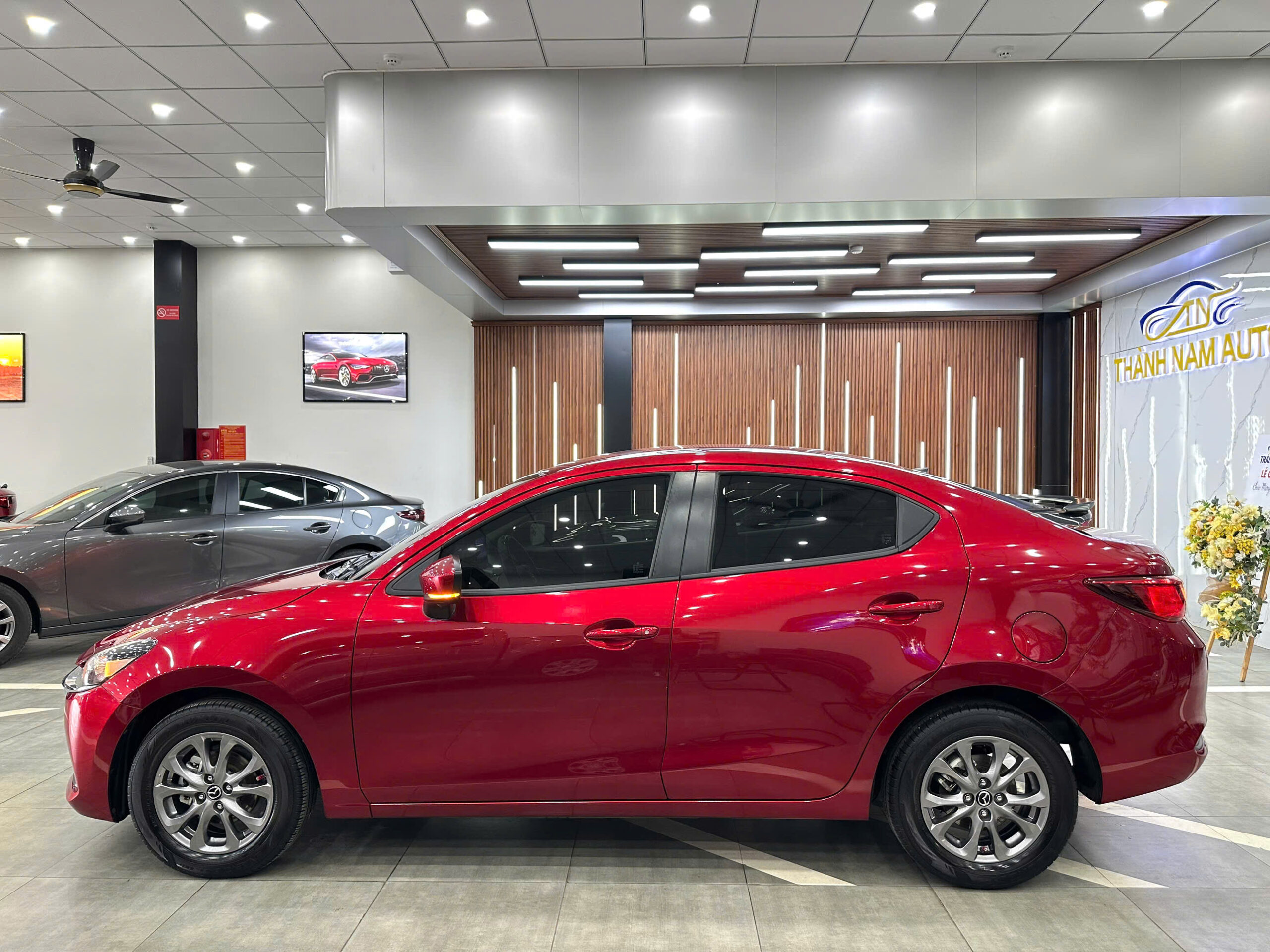 MAZDA 2 1.5AT 2023 (9)