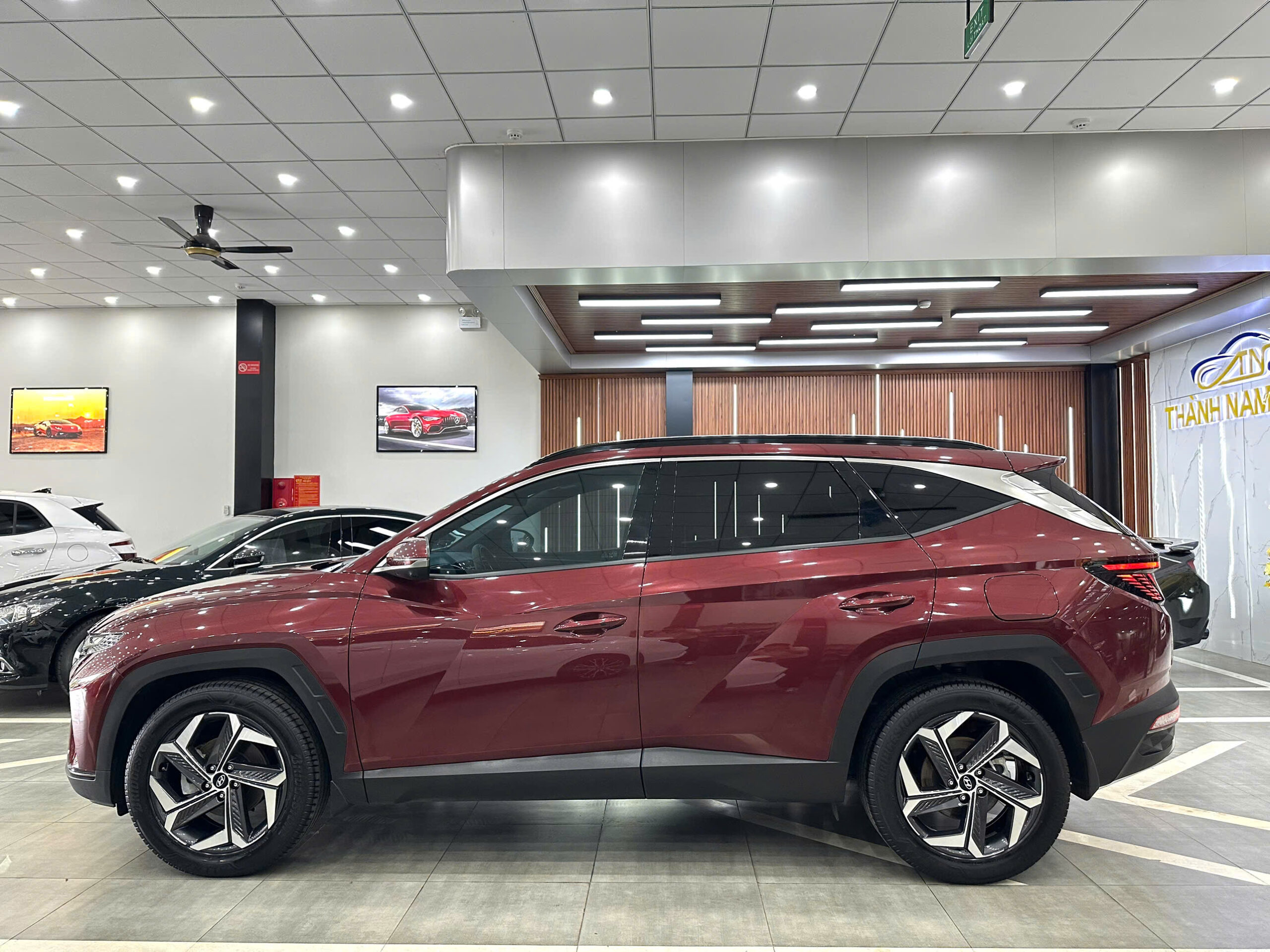 HYUNDAI TUCSON 1.6TURBO 2023 ĐỎ NÂU (12)